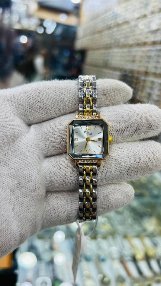 Laides MosT Beautiful Watch ⌚️