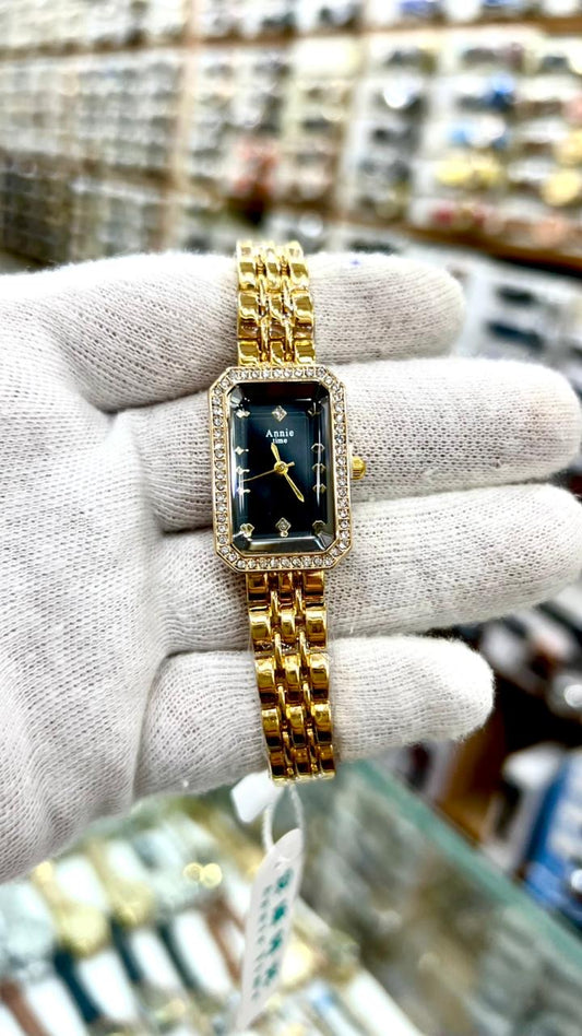 Laides MosT Beautiful Watch ⌚️