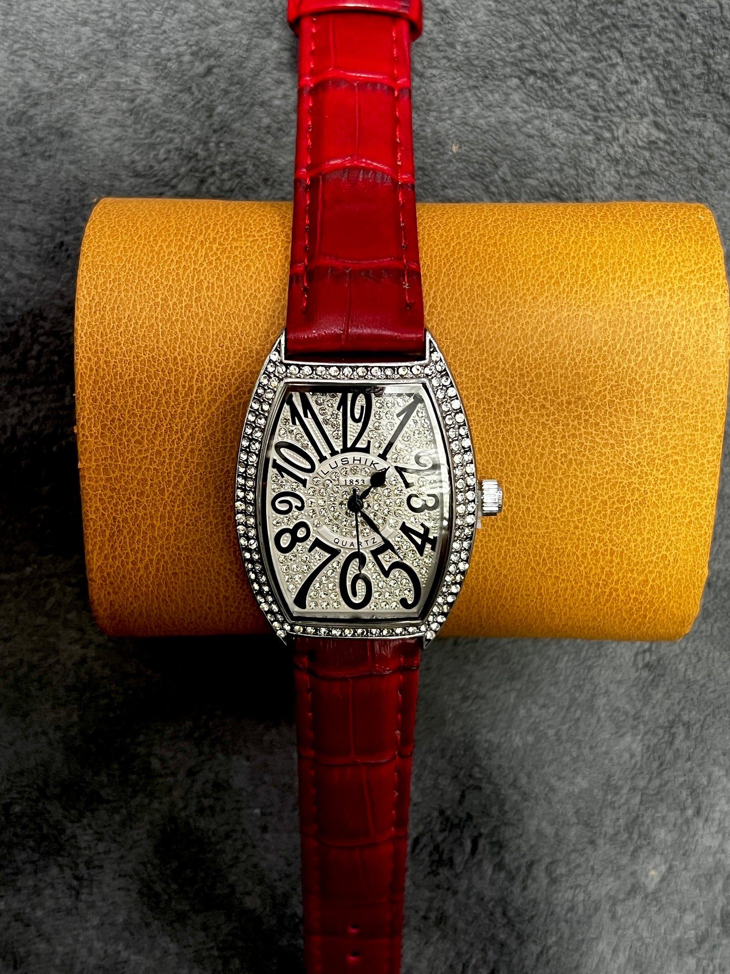 Laides MosT Beautiful FM Watch ⌚️
