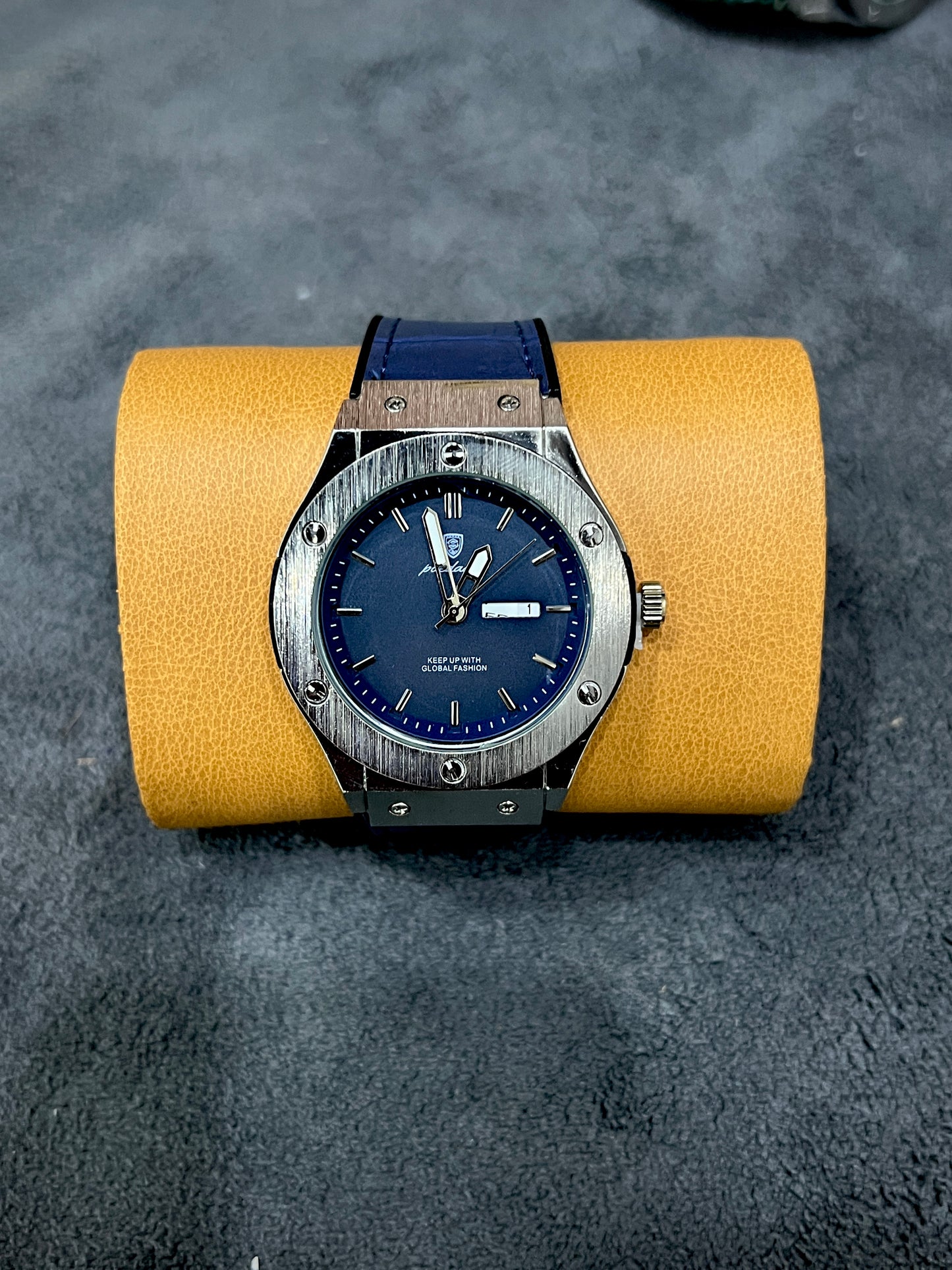 POEDAGAR WATCH IN STEP