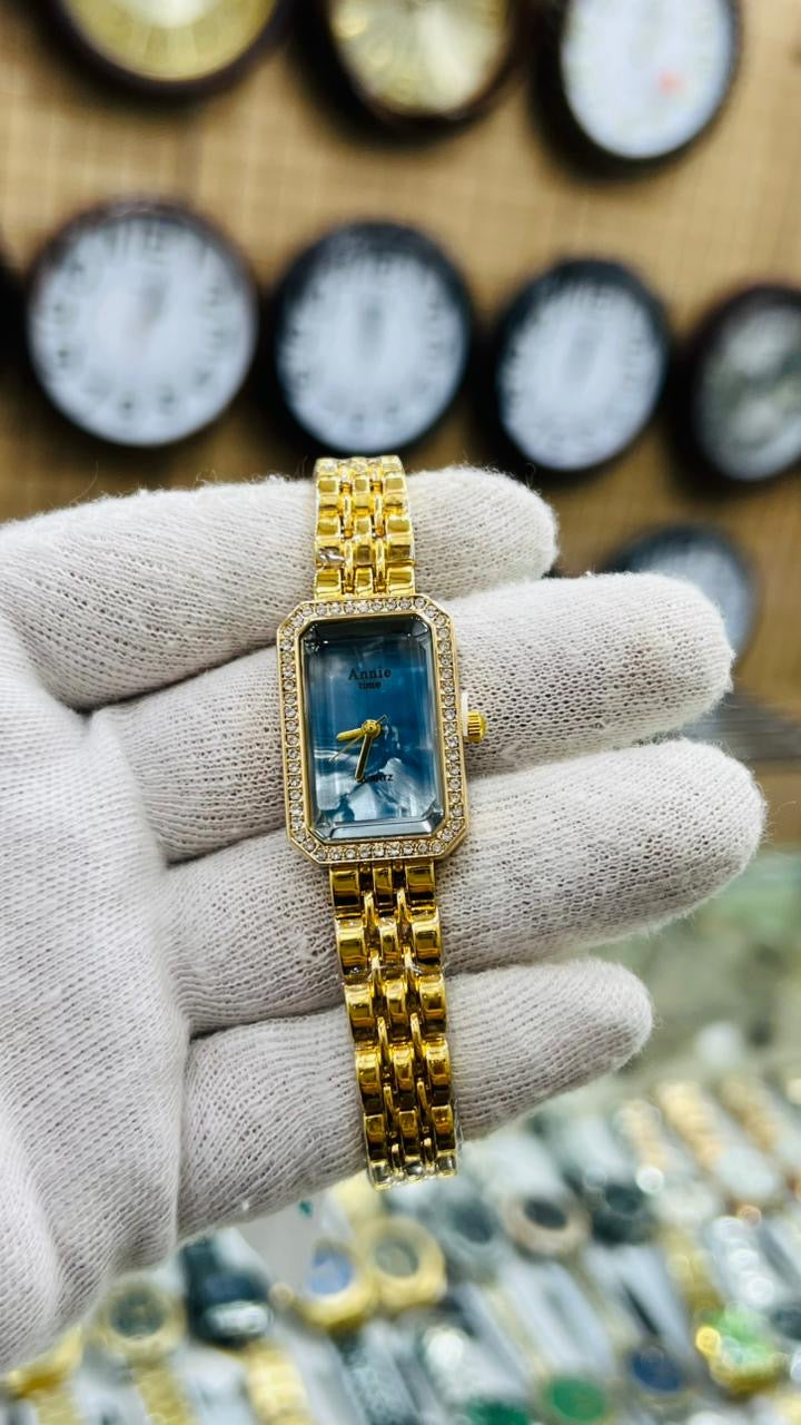 Laides MosT Beautiful Watch ⌚️
