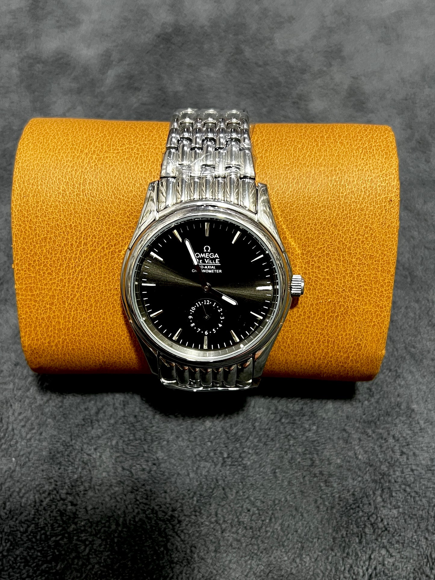 OMEGA AUTOMATIC WATCH ⌚️