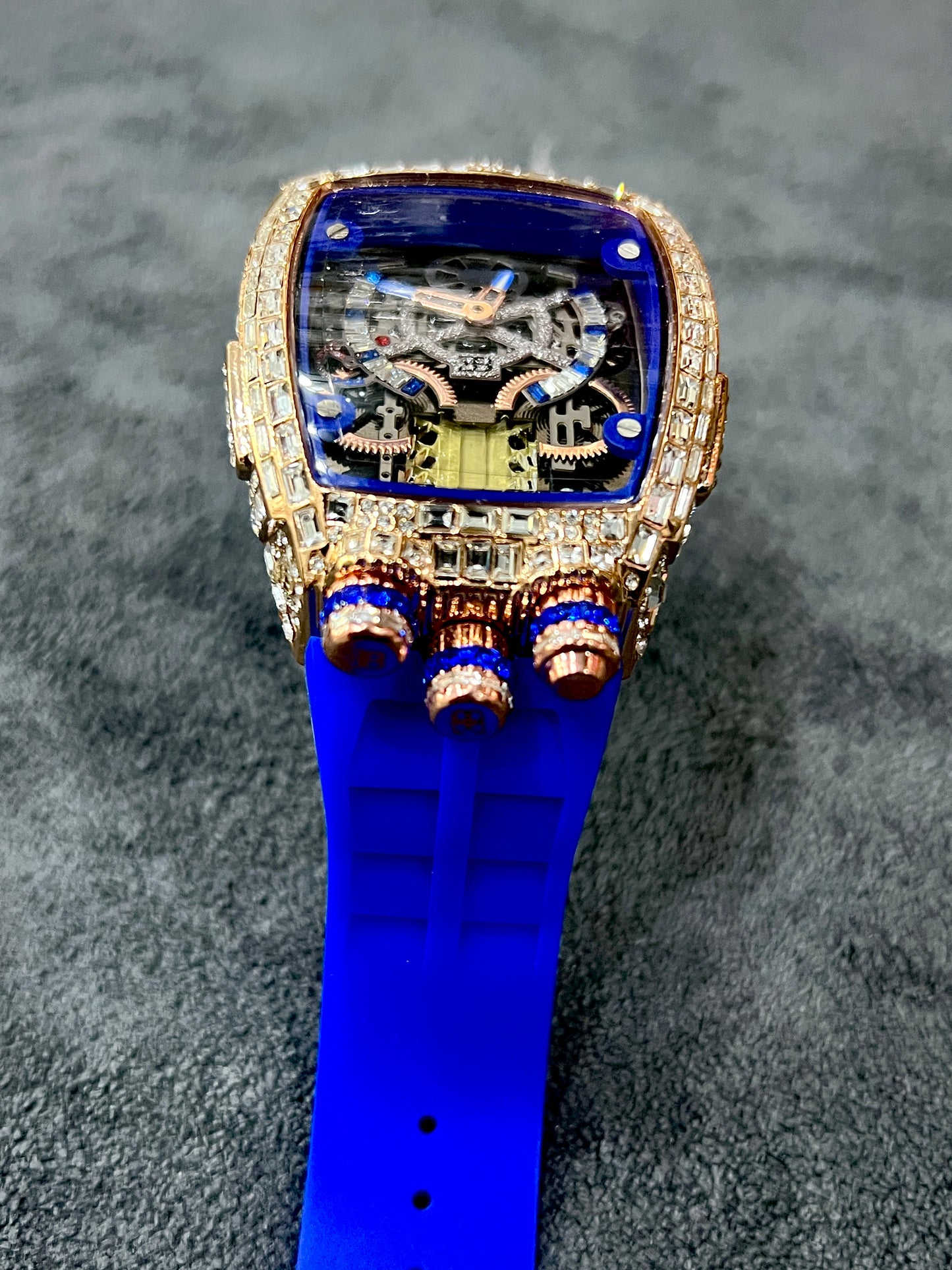 Buggati Watch ⌚️