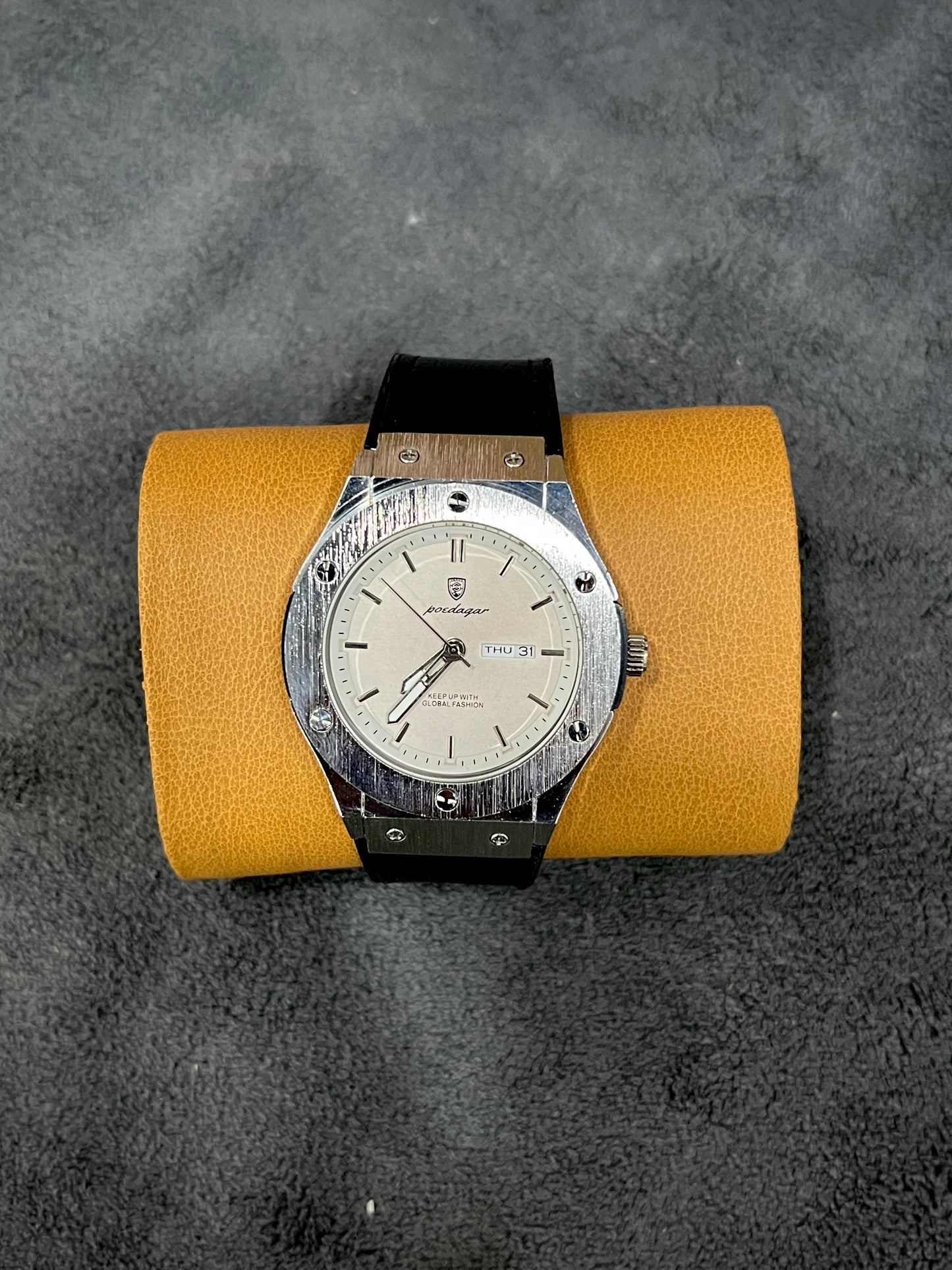 POEDAGAR WATCH IN STEP