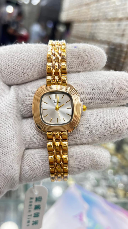 Laides MosT Beautiful Watch ⌚️