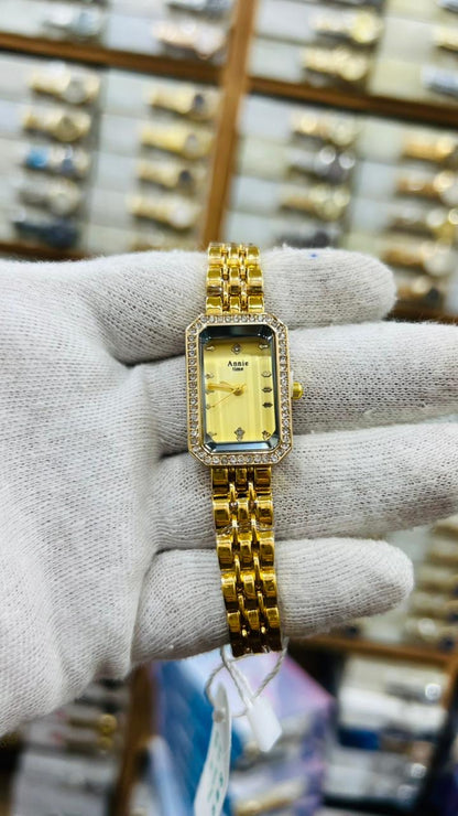 Laides MosT Beautiful Watch ⌚️