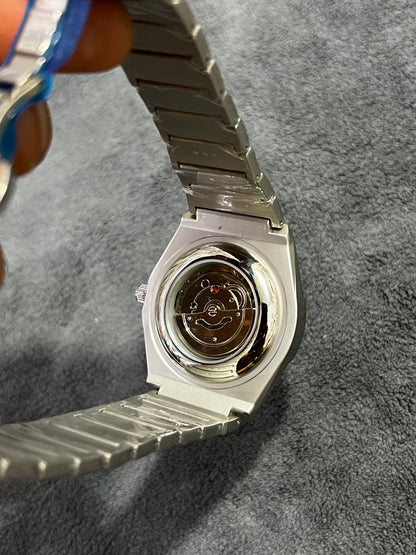 HUBLOT SEMI AUTO WATCH ⌚️