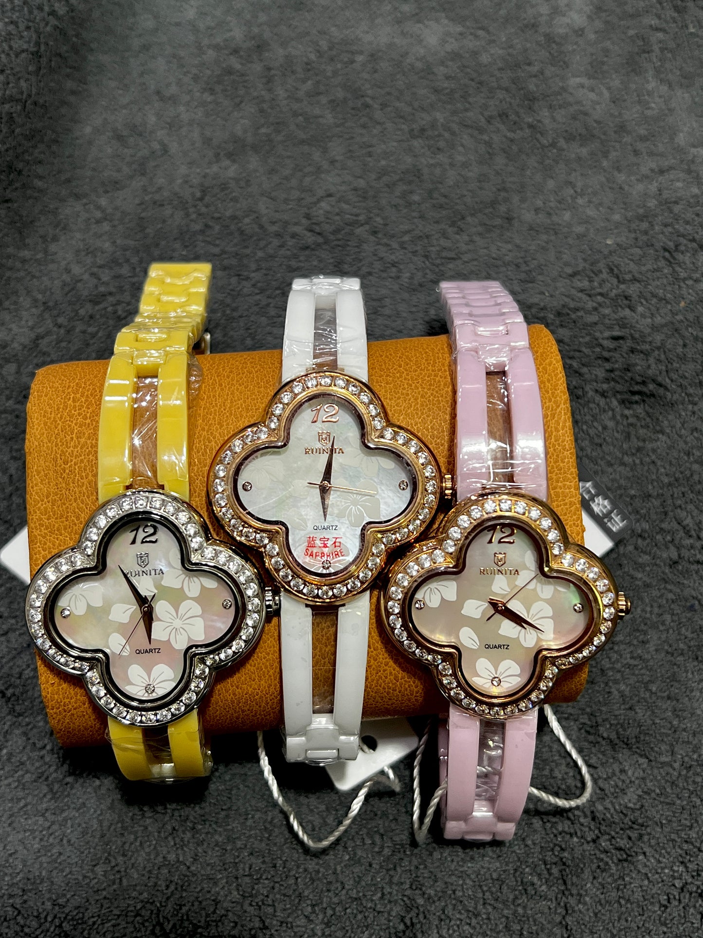 LAIDES BUTTERFLY 🦋 WATCH DAI STAR ORIGNAL