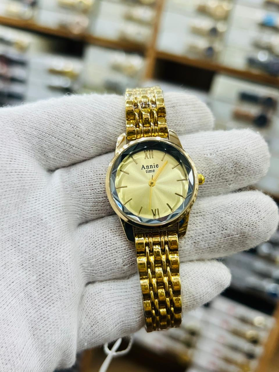 Laides MosT Beautiful Watch