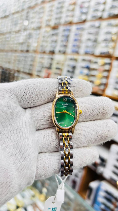 Laides MosT Beautiful Watch ⌚️
