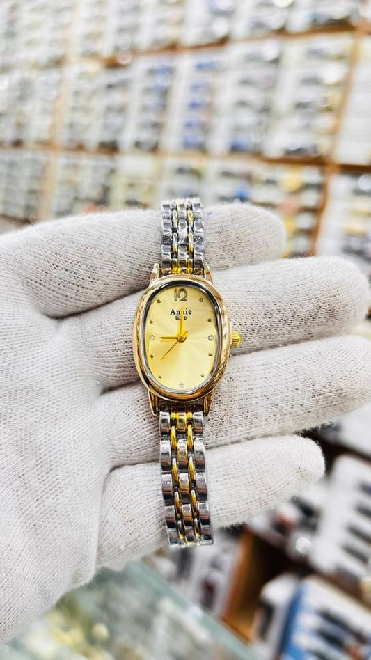 Laides MosT Beautiful Watch ⌚️