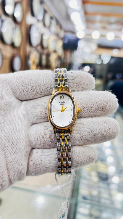 Laides MosT Beautiful Watch ⌚️