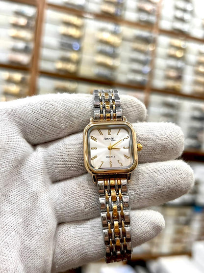 Laides MosT Beautiful Watch ⌚️