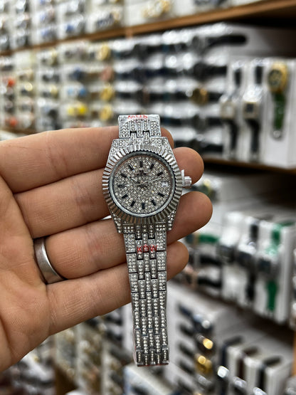 Laides MosT Expensive Watch in low price