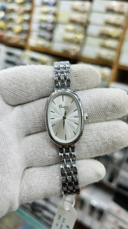 Laides MosT Beautiful Watch ⌚️