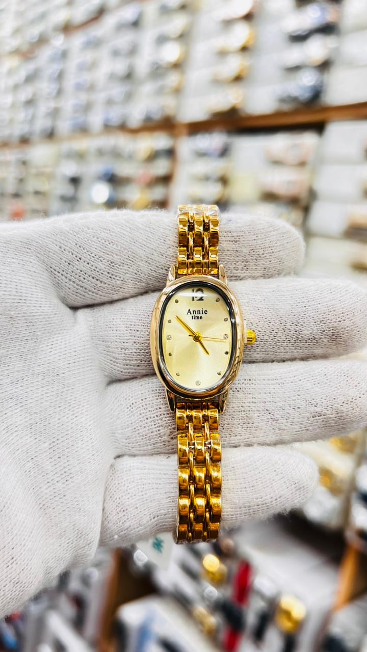 Laides MosT Beautiful Watch ⌚️