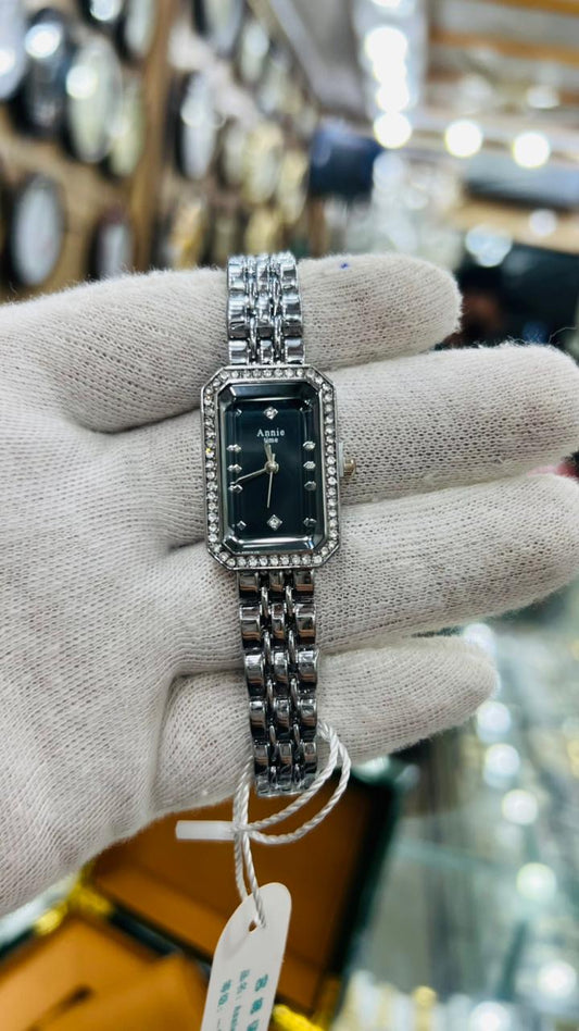 Laides MosT Beautiful Watch ⌚️