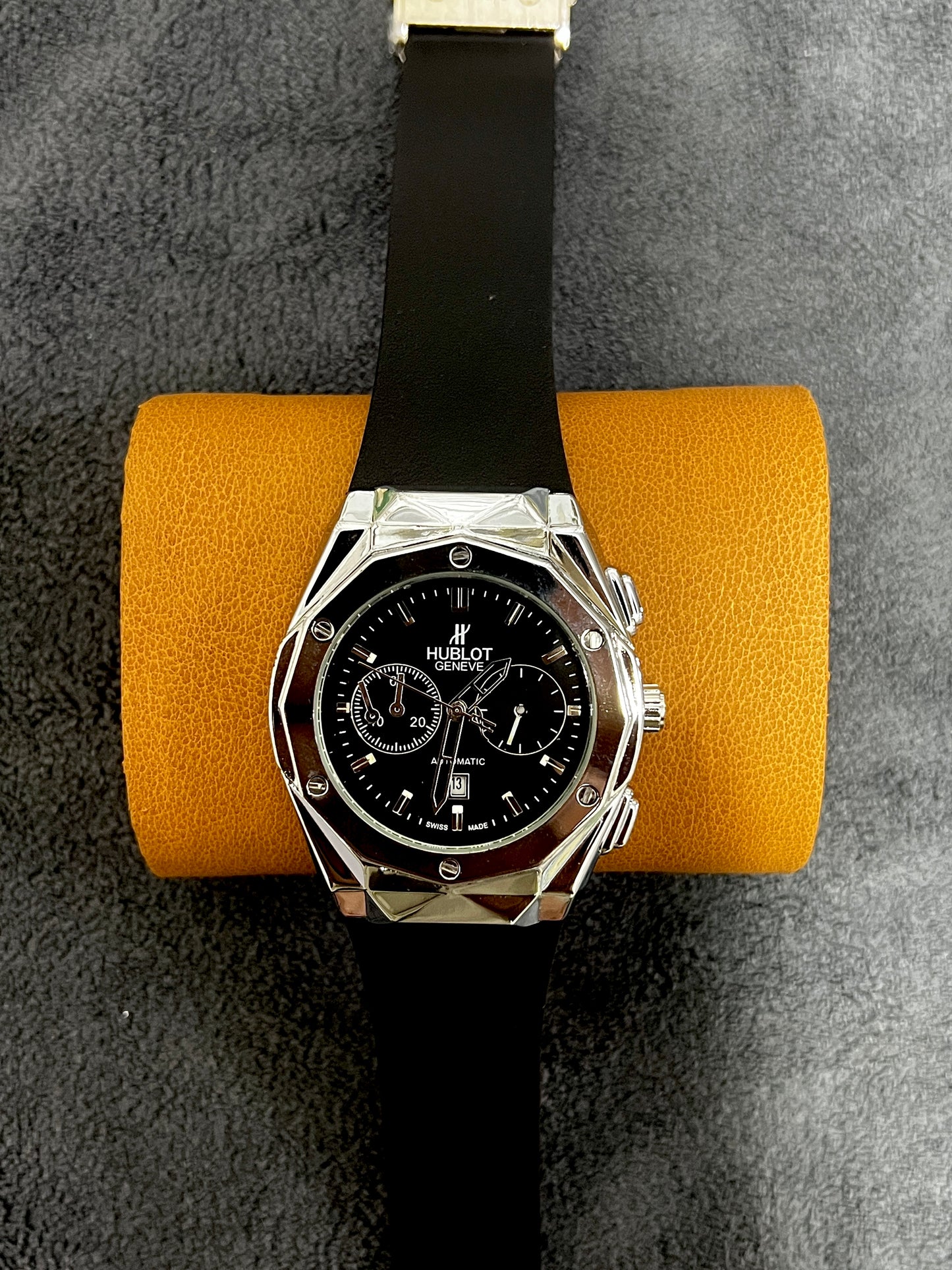 HUBLOT 🖤